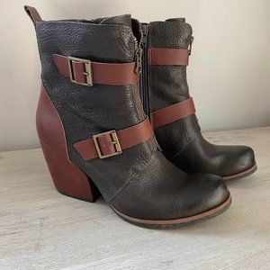 Korks by Kork-Ease Richards Pebbled Leather Ankle Booties Boots